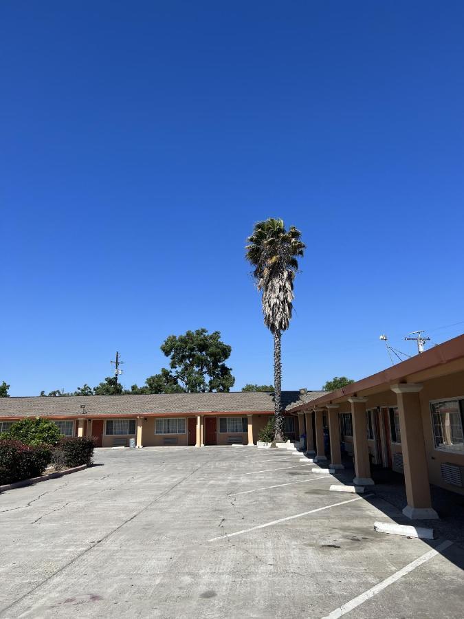 Travel Inn Gilroy Exterior foto